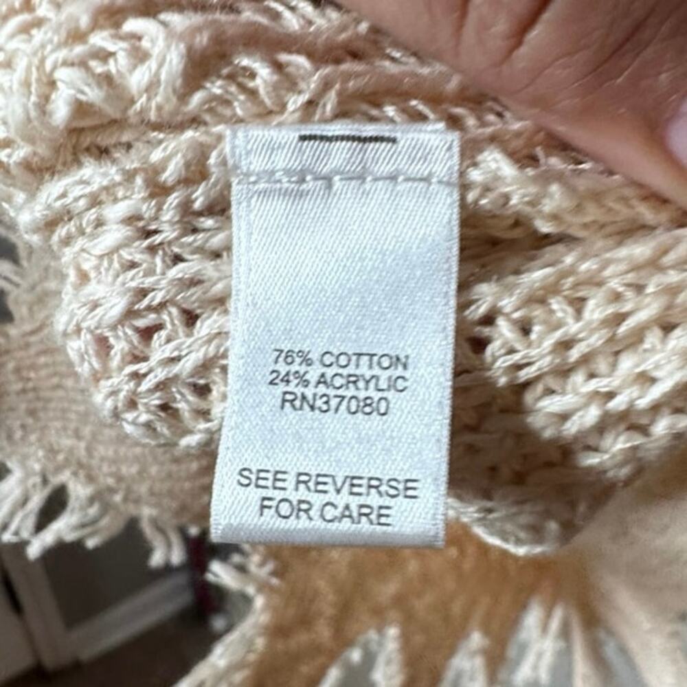 CATO DISTRESSED COLD SHOULDER HEART SWEATER SIZE 18/20 - Picture 5 of 6